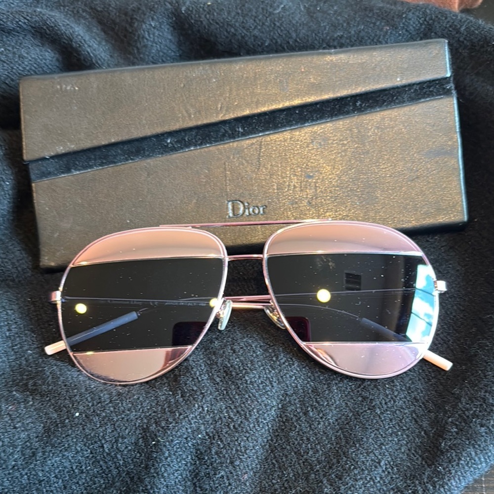 Dior Two tone Pink Aviator Sunglasses with Rose-Tinted Lenses worn once